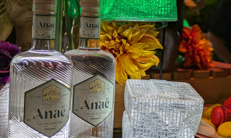 オーガニックジン「アナエ」とのコラボイベント開催
