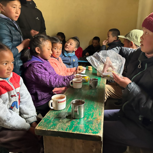 ヒマラヤ洪水支援 ～1つはあなたに、1つはエベレスト街道の村の人たちへ～